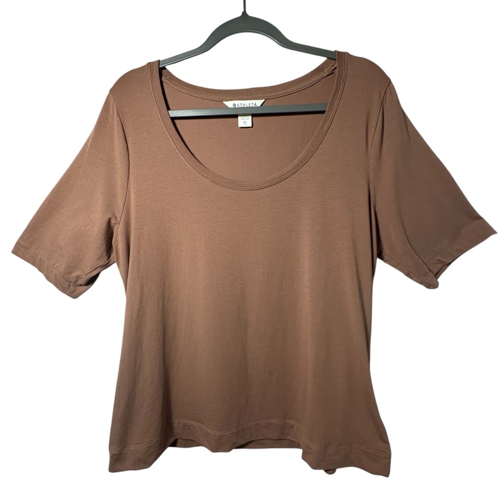 Athleta Outbound Scoop Tee short sleeve t-shirt in Rustic Beige Size XL